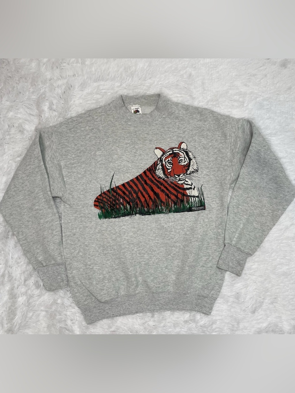 Vintage Fruit Of The Loom Tiger Sweatshirt Men’s Size L Large USA 90s Y2K Gray